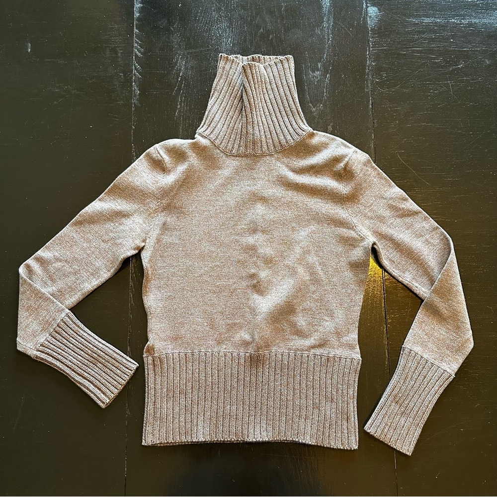 Vintage III State Cropped SweaterBrown and Blue Turtleneck
